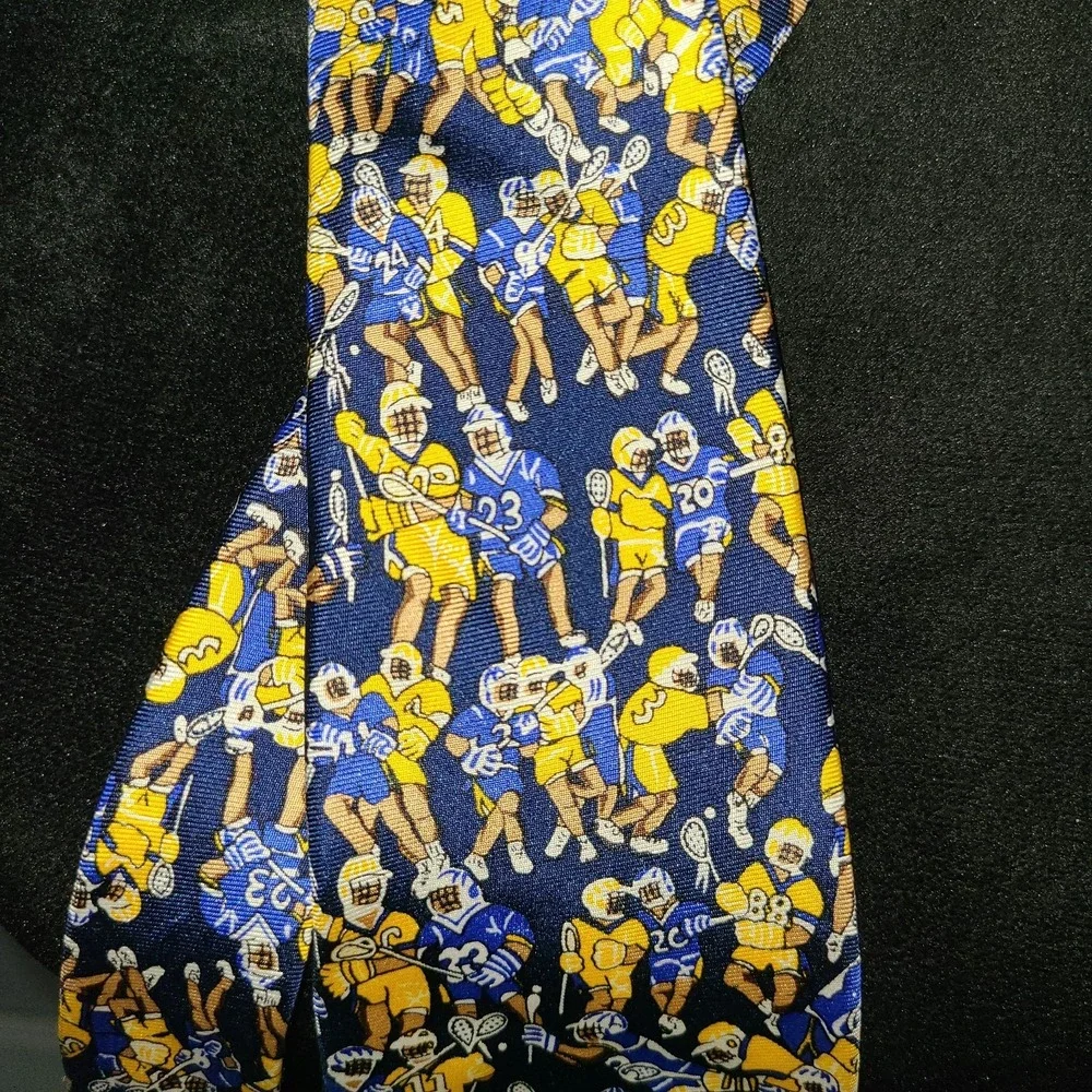 Alynn neck tie 